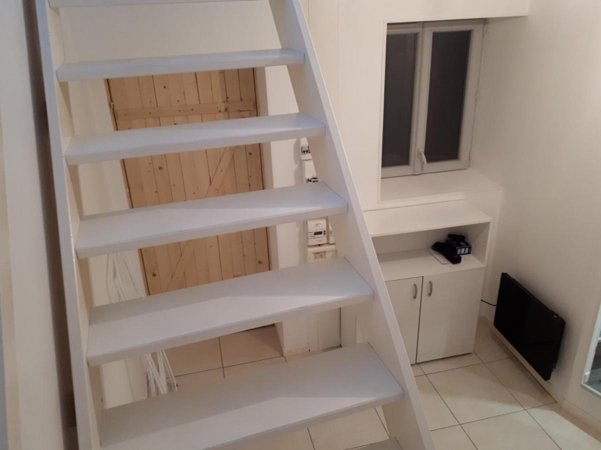 Appartement En Duplex Viviers Exterior photo